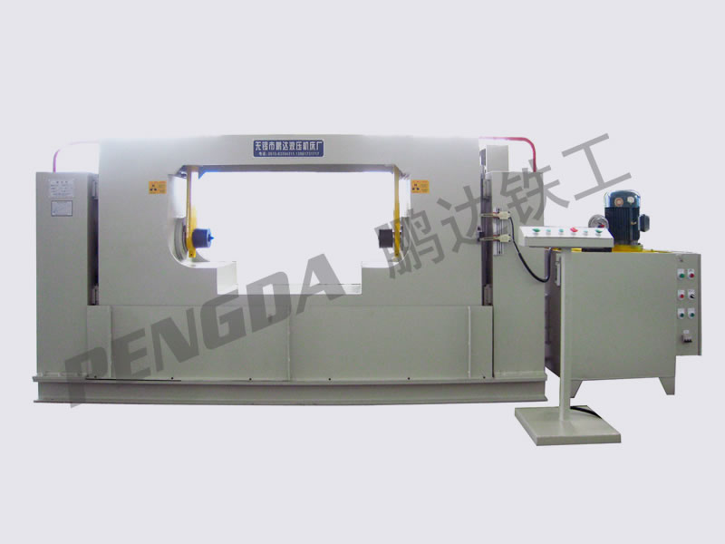 电机轴承端盖压机